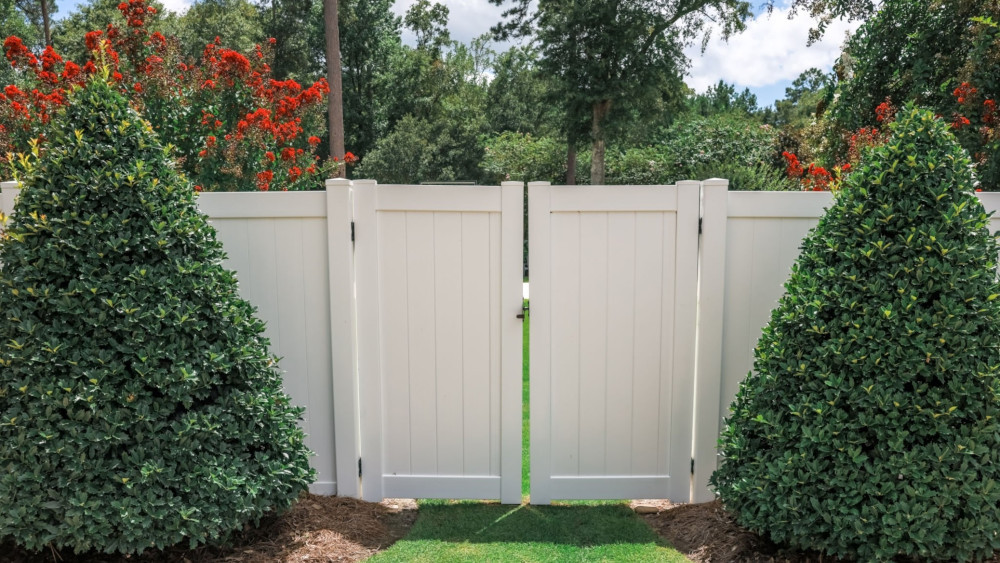 PVC Fence with Gate